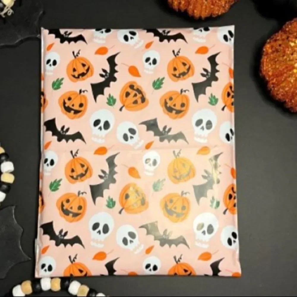 Poly mailers
